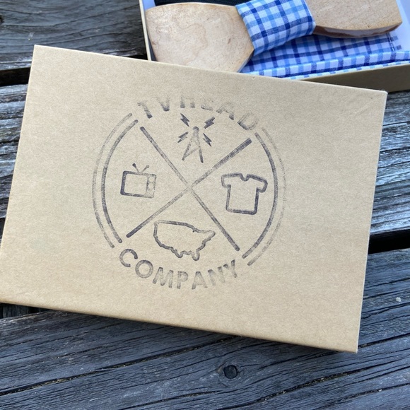 Rustic Handmade Wooden Bowtie And Pocket Square - Picture 5 of 6